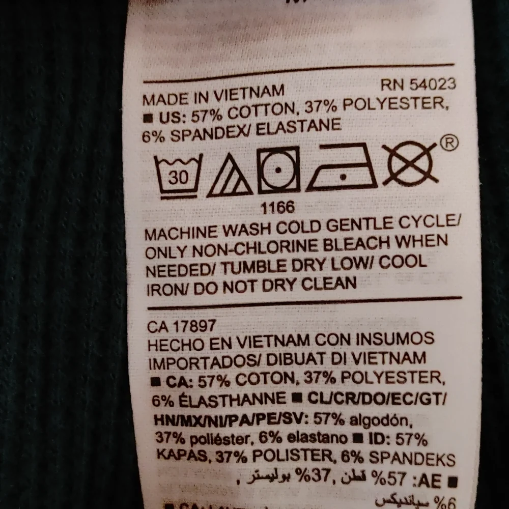 OLD NAVY THERMAL PAJAMAS, BLUE/GREEN PLAID XL (Top) & M (Bottom) - Picture 7 of 11